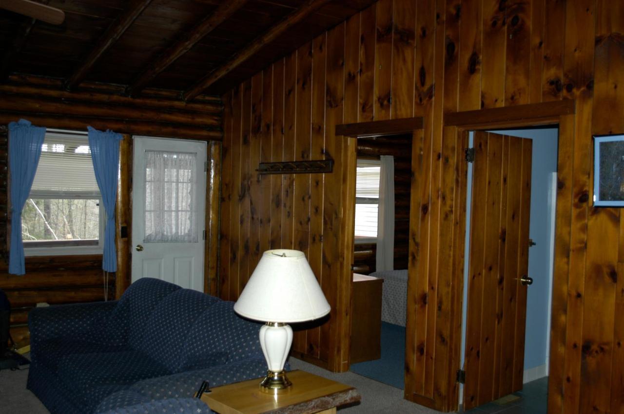 Country Cottages And Motel 2* Lake George