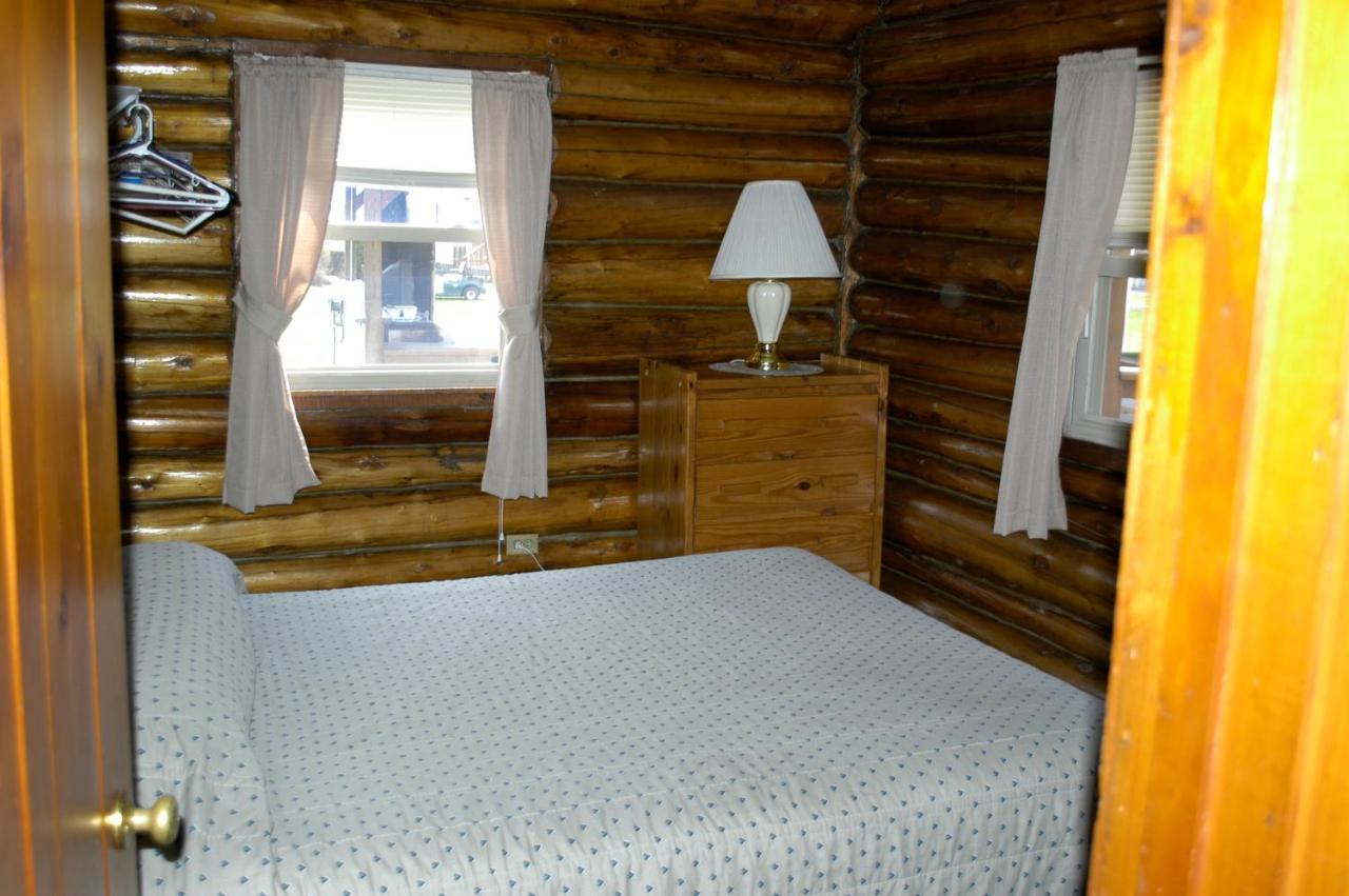 Hotel Country Cottages And Motel Lake George