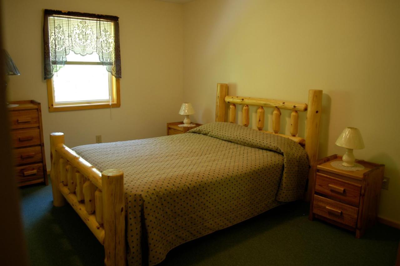 Hotel Country Cottages And Motel Lake George