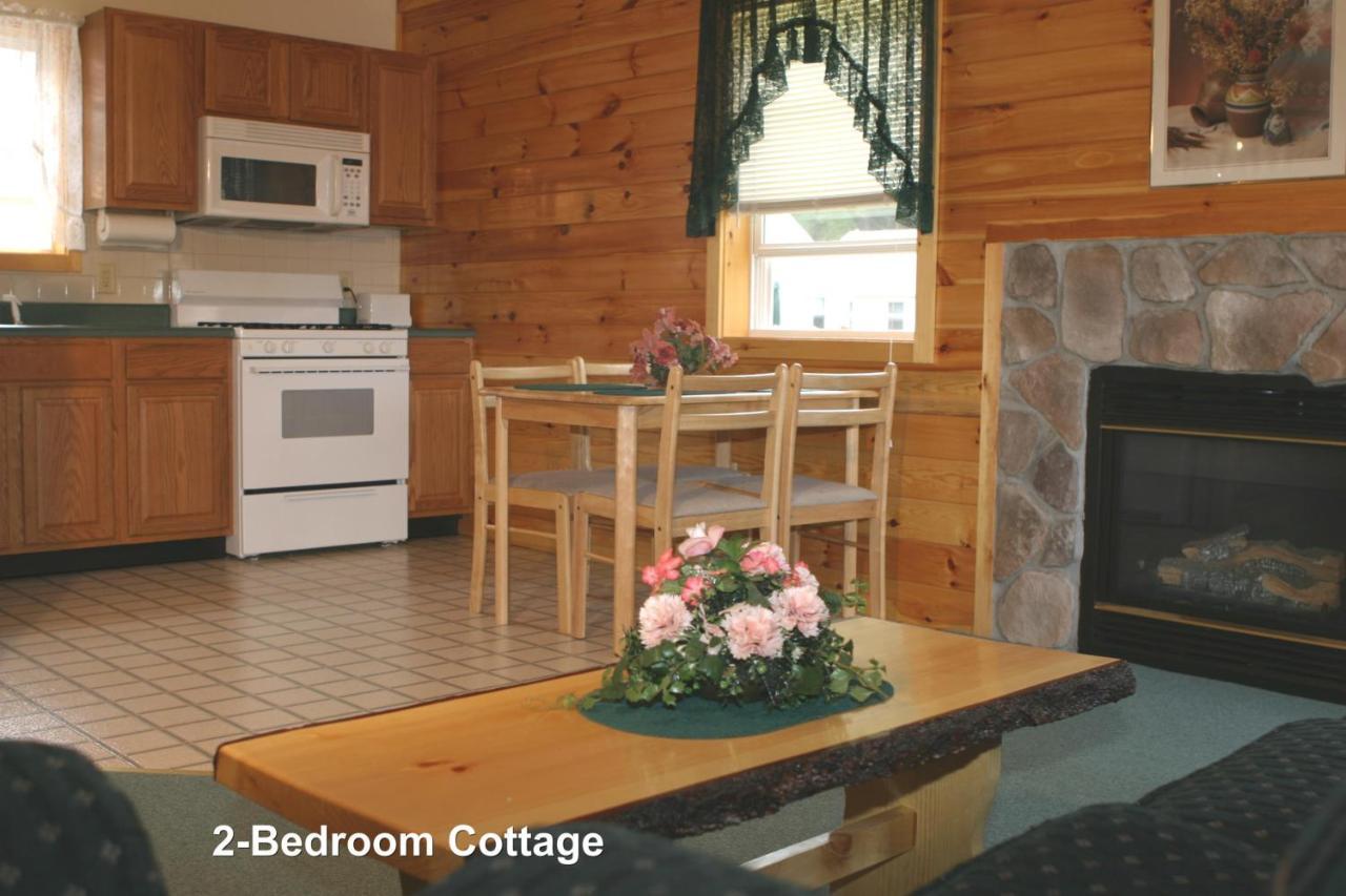 Hotel Country Cottages And Motel 2*