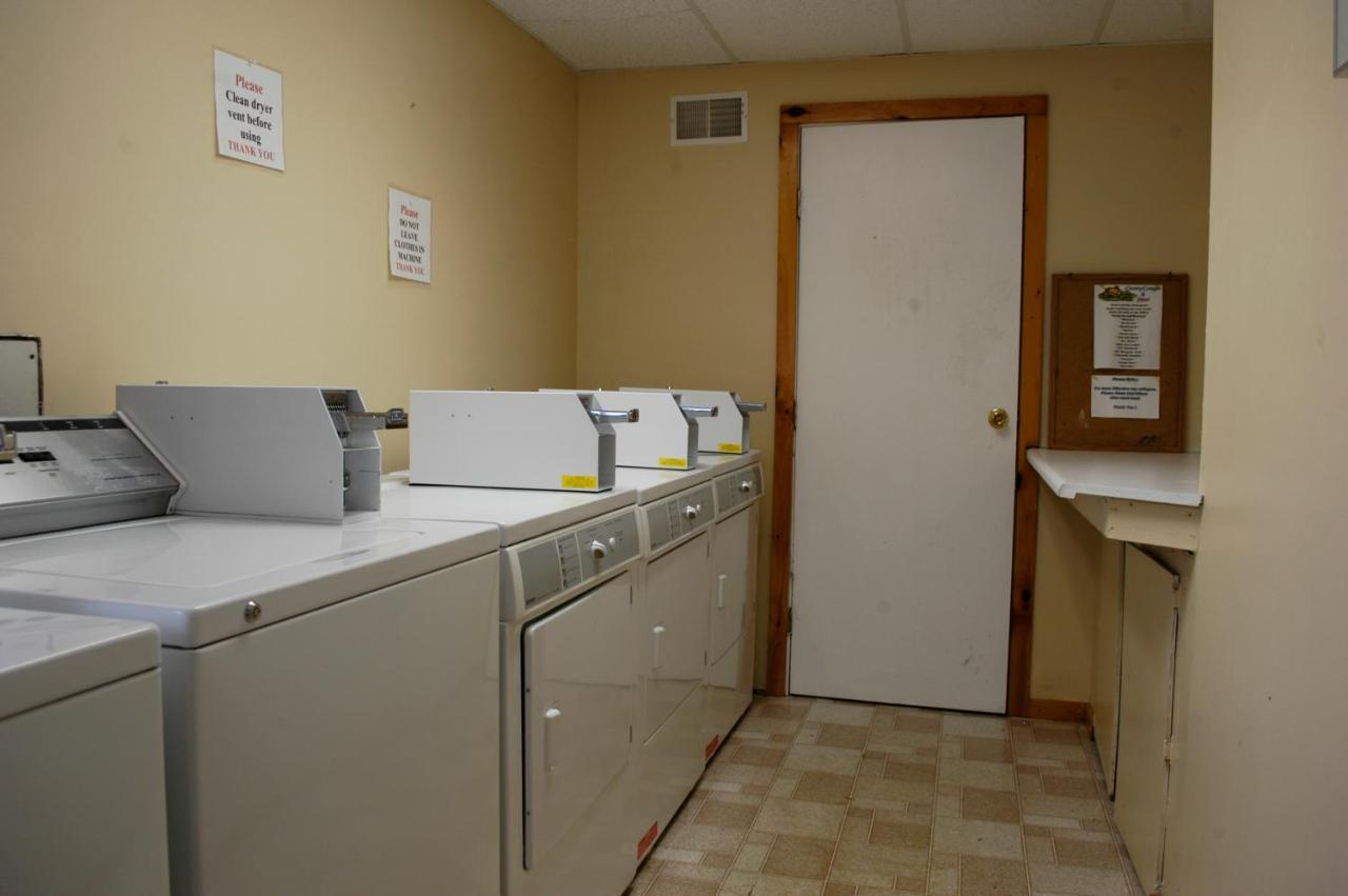 Country Cottages And Motel 2* Lac George