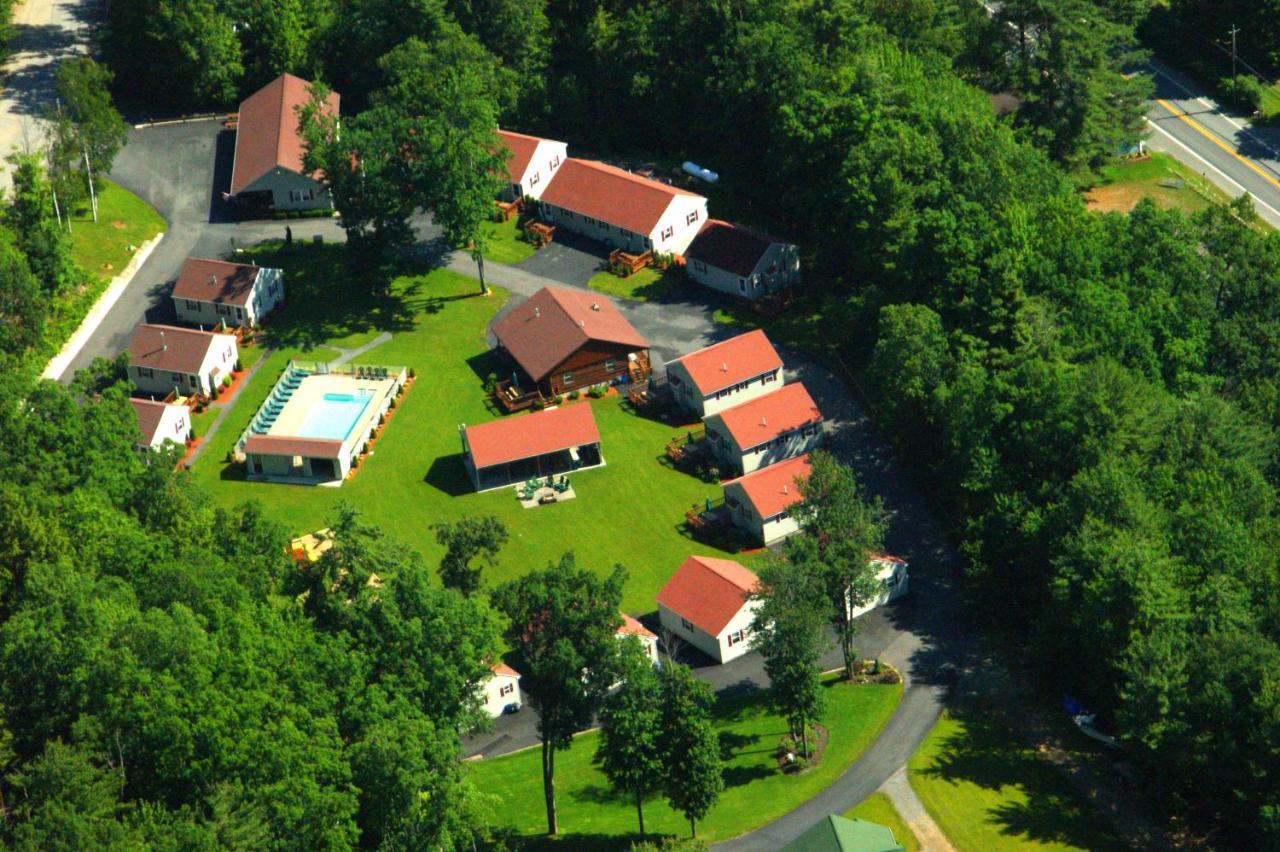 Country Cottages And Motel Lac George